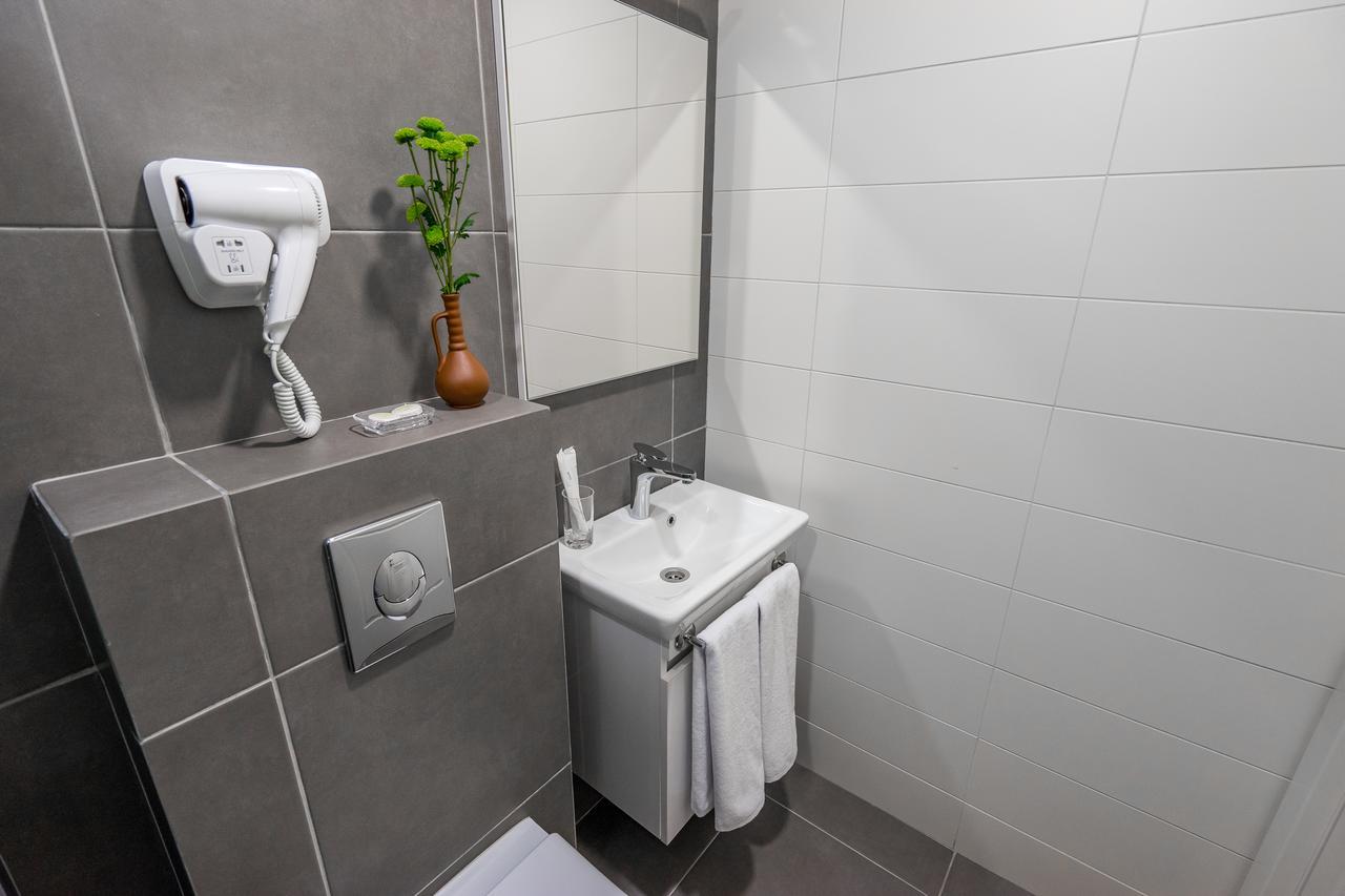 8 Apartotel On Meidan Apartment Tbilisi