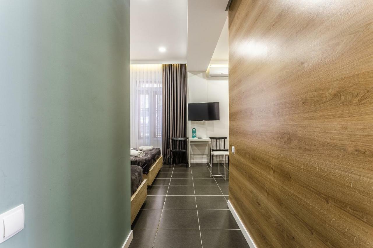 8 Apartotel On Meidan Tbilisi